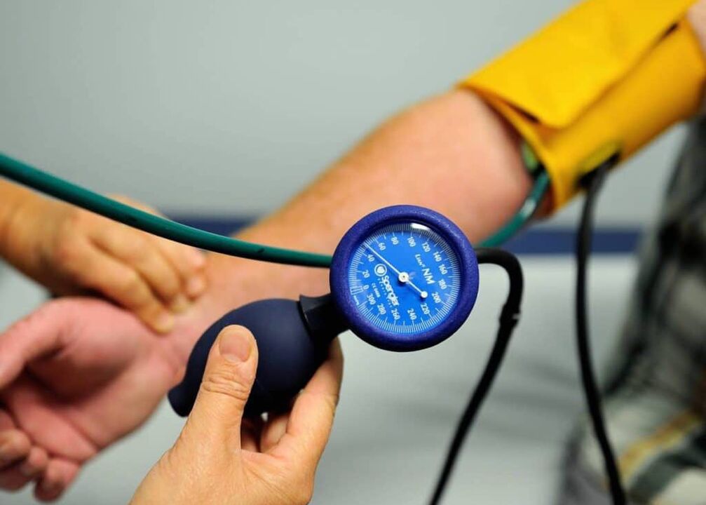 If you suffer from high blood pressure, you need to measure your blood pressure correctly and regularly. 